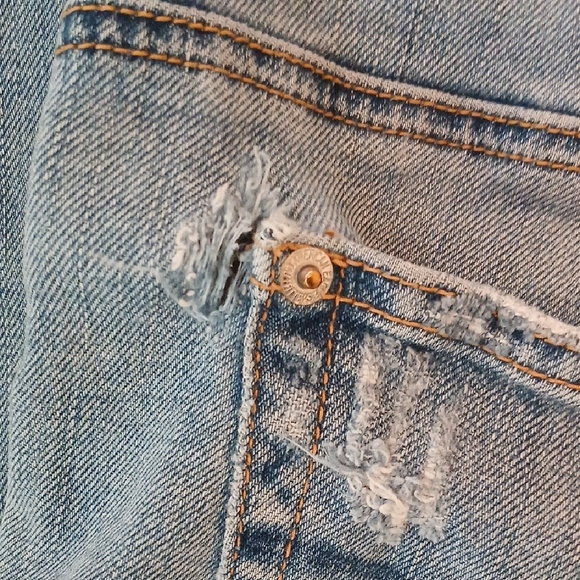 American Eagle Outfitters Light Blue Ripped 'Boy Fit' Jeans - Size 6 - Picture 6 of 7